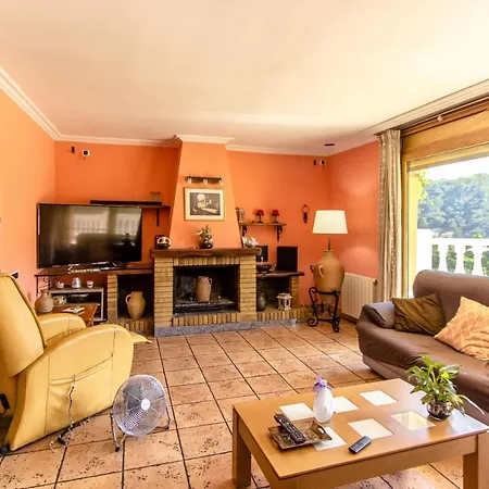 Catalunya Casas Spacious, Sublime Just 15km To Barcelona! Villa Torrelles De Llobregat